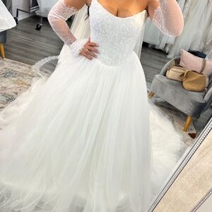 wedding dress